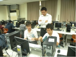 102-1嵌入式系統開發-業師張宏昌